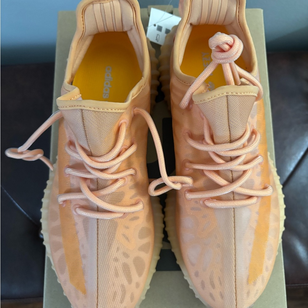 Yeezy Boost 350 Men's Peach Sneakers